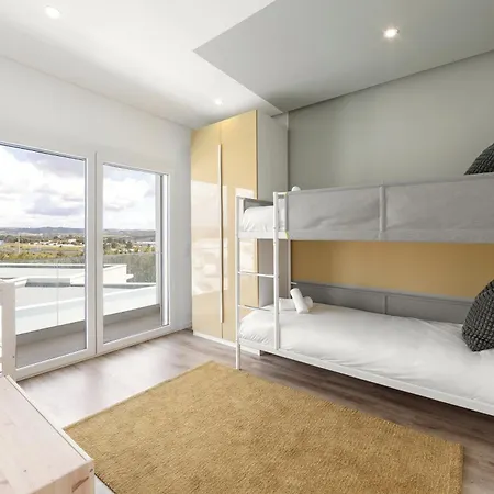 Dom wakacyjny 3br Oasis W/ Pool & Ac By Lovelystay