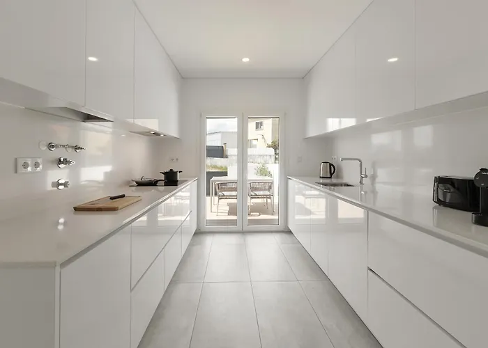 3br Oasis With Pool By Lovelystay Semesterbostad *