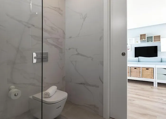 3br Oasis With Pool By Lovelystay Semesterbostad *